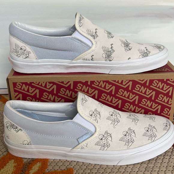 Vans Men’s Classic Slip-On (Loveutodeath)Marshmallowbldbl
VN0A33TB43E
Sneakers - Picture 1 of 16